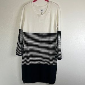 NWT Jack BB DAKOTA Stripe Bell Sleeve Knit Dress Black and White sz M